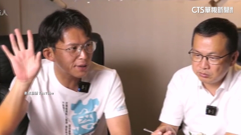 罷團「鐵馬隊」雨中宣傳 羅智強與黃國昌直播反罷