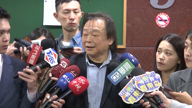 呼籲罷團823撤案遭黨內砲轟　王世堅「不以為意」：理念和民進黨一致 | 華視新聞