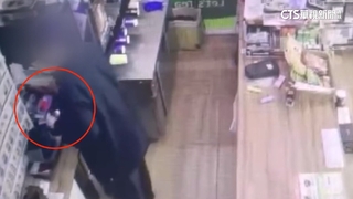 店長監守自盜450萬還加碼偷百萬　超商業者慘負債