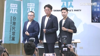 力挺2年條款！黃珊珊讚候補即戰力　黃國昌：執行柯意志