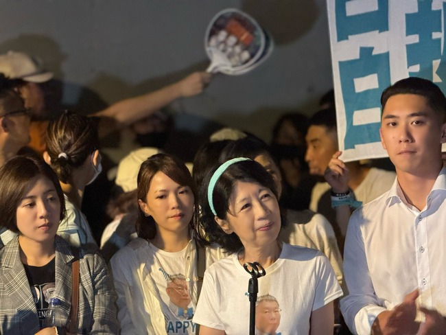 鍾小平稱「基於藍白合向柯文哲致歉」　陳佩琪怒嗆「不用了」：我再告一次 | 華視新聞