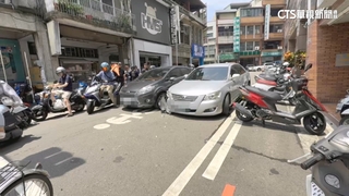 警匪追逐！　藏毒拒檢加速逃　警追數百米攔截包抄