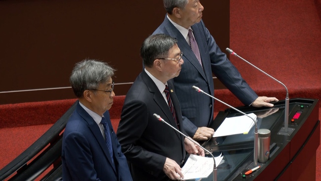 10月底前普發一萬？　卓榮泰坦言「有困難」：會盡快訂定執行時間 | 華視新聞