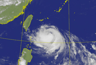 颱風楊柳來勢洶洶　全台停班停課狀況一次看