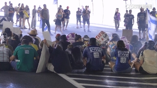 以色列全境大示威　靜坐阻路反戰救人質