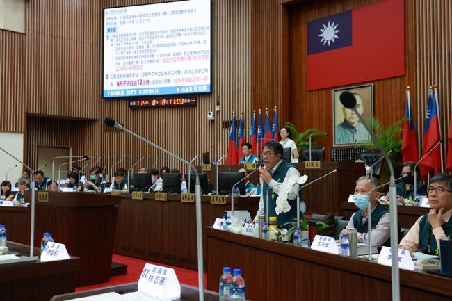 台南議員提案超徵普發還市民　黃偉哲：市府研議、9月26日前說明 | 華視新聞