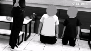 2弱勢男童遭當街罰跪　社福機構：拿筷互戳要反省