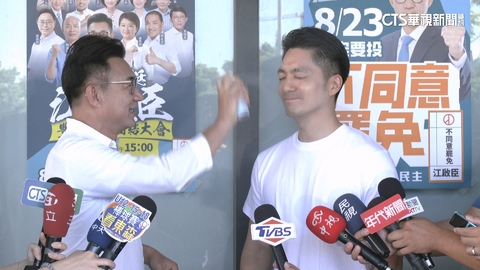 江啟臣.蔣萬安車掃互噴防曬 罷團組機車隊沿街拜票