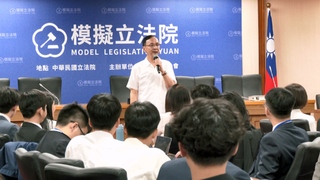 朱立倫「國民黨現在是最年輕的政黨」　酸民進黨「像以前國民黨」：執政久老化