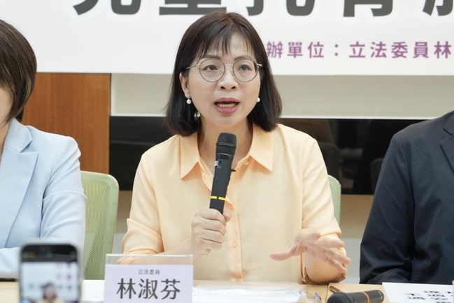 批黨團只下命令　林淑芬開轟柯建銘：被恐嚇不遵守就處分或開除 | 華視新聞