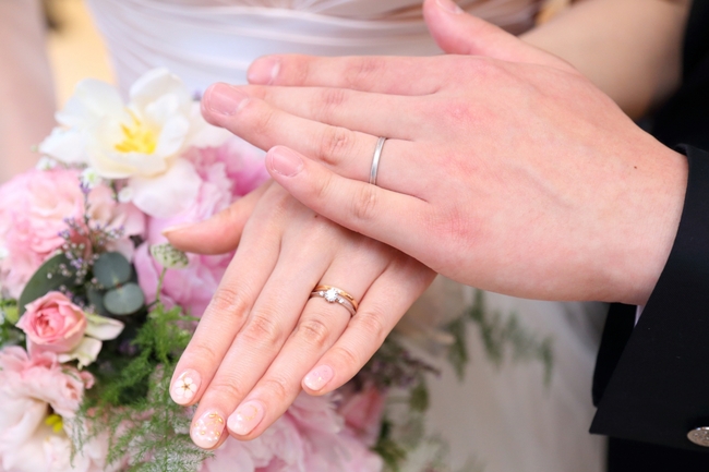 工程師交往台女、相親都被騙錢！　　心灰意冷改娶「20歲越女」 | 華視新聞