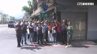 台13線里程牌「1314」＝一生一世　七夕湧搶拍人潮