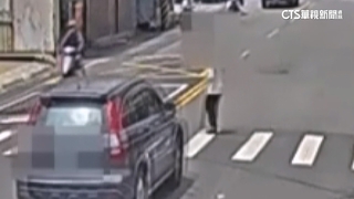 16歲女悚遭撞拖行！　71歲闖燈肇禍喊「有青光眼」