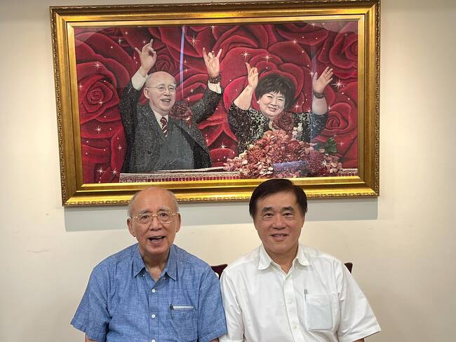 有意參選？郝龍斌拜會吳伯雄　喊話「盼下任黨主席能像伯公全心為黨」 | 華視新聞