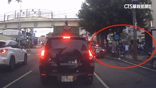 開學日司機睡過頭！台中公車「兩班次脫班」　學生苦等