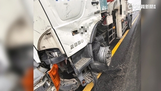 國3大貨車爆胎失控！　「休旅車衰遭撞凹」駕駛送醫