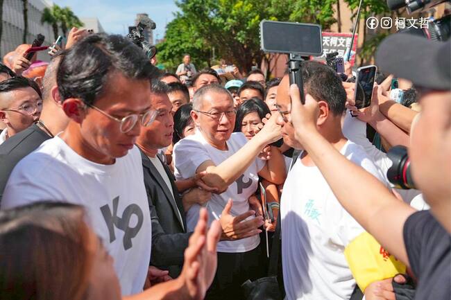 柯文哲恢復自由身　致謝「3委任律師」：把我身上的利箭一根根拔下 | 華視新聞