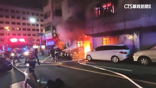 鐵皮民宅深夜狂燒　貓咪命喪火窟屋主淚崩