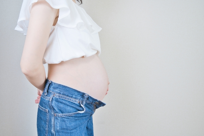 北模題「我的媽媽是代理孕母」惹眾怒　　兩性專家：將女性身體功能化、工具化 | 華視新聞