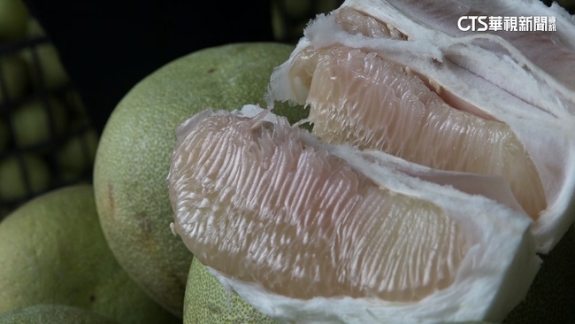 中秋吃柚子「藥」注意　11種藥避免一起吃、間隔2小時也不行 | 華視新聞