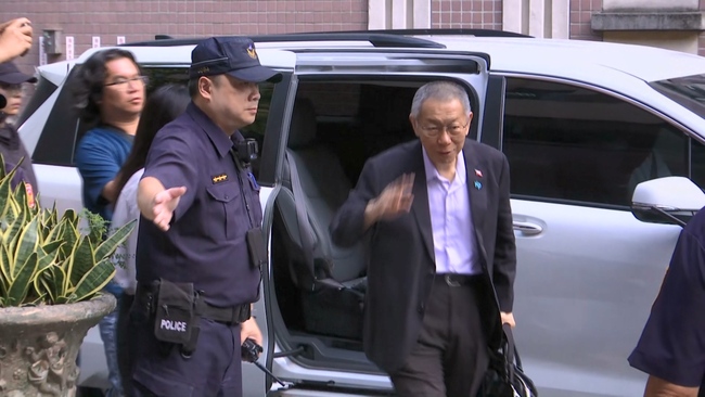 柯文哲、應曉薇交保遭撤銷發回　北院9/15早上10點開庭 | 華視新聞