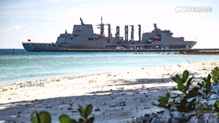 海軍萬噸級「磐石艦」泊靠太平島首曝！　戰略意義重大