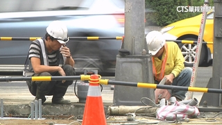 最低工資26日審議　勞團促升4%直逼3萬元