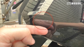 28.8萬元重機遭移動刮花　車主心痛報案.維修費破萬