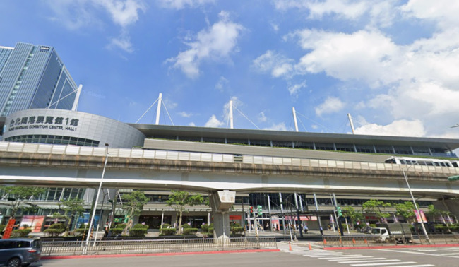 到南港展覽館站手機突「快轉1小時」　一看時區跳日本　網笑：直接接軌JR了 | 華視新聞