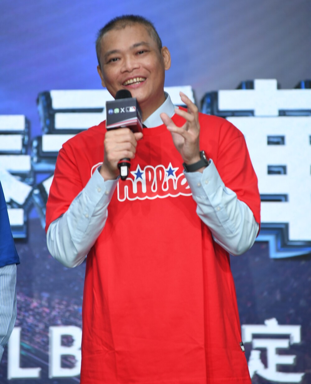 賽事球評潘忠韋