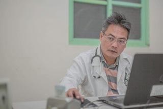 「超人醫生」病逝！　鍾欣凌不捨：謝謝您遺留給南迴跟我們的愛