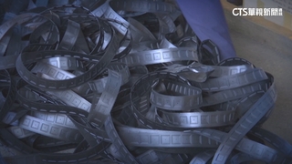 「晶片保鑣」化身防滑貼片　半導體包材廠父女闖建材藍海