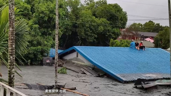 花蓮堰塞湖壩頂溢流！泥水灌進市區　縣府籲快撤：第二波水量更大 | 華視新聞