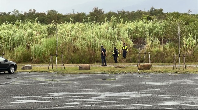 羅東壘球場驚見「蠟化男屍」 疑死亡多時.死因待相驗 | 華視新聞