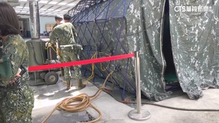 災民遷大進國小收容所「無水洗澡」　軍方馳援水車