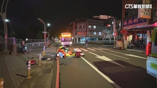 聯合大學2生雙載疑闖燈撞客運　送醫雙雙不治