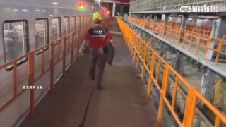 鏟子超人兼台鐵駕駛？　傳司機員投入救災　台鐵：查證中