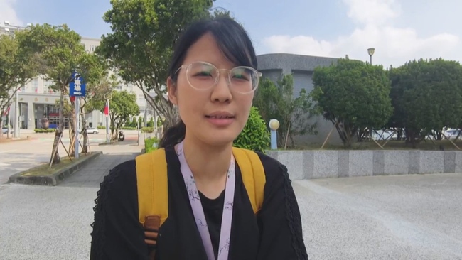 見女童遭挾「挺身對抗」！　英勇女老師現身：一定要把孩子救下 | 華視新聞