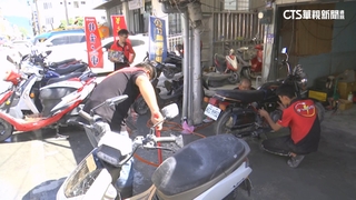 機車.電動車泡泥水　「修車超人」進駐光復服務