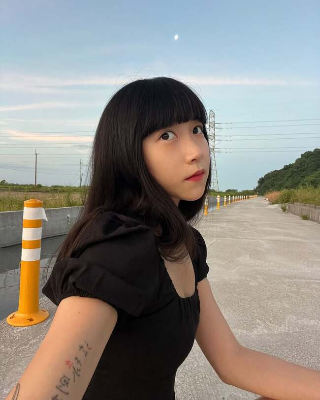 曬水費帳單「2個月178元」　　NanaQ：我不用衛生棉、衛生紙  沒有比較浪費水 | 華視新聞