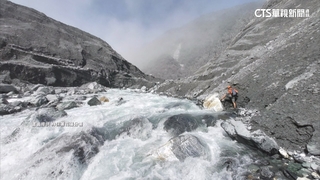 「科技監測」堰塞湖現況　下切逾100公尺.水勢湍急
