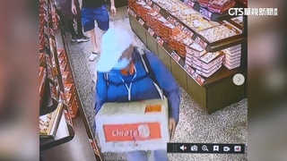 偷整箱知名鳳梨酥　白帽伯主動投案稱捐弱勢.警調查