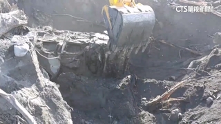 深埋厚泥被屏縣特搜挖出　失聯林姓夫妻車找到了