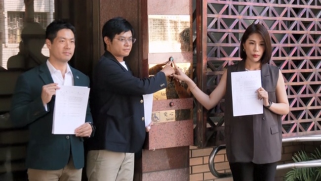 王鴻薇助理遭控「向藥商索賄230萬」　馬郁雯3人赴北檢告發 | 華視新聞