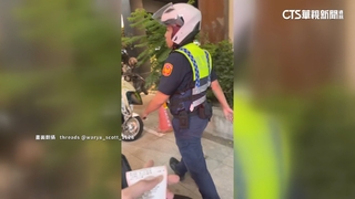 騎上人行道被攔　無照男錄影反嗆警：也牽車下人行道