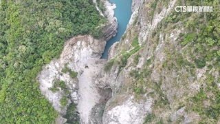 花蓮燕子口土石崩塌阻河道　立霧溪「又出現堰塞湖」