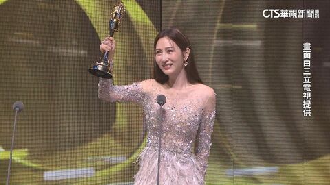 出道27年首摘金！　曾莞婷淚崩：這條路真的很難走