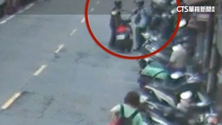 空間小移機車惹禍！　男子遭罵不爽　2人街頭爆全武行
