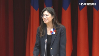 鄭麗文當選「回娘家」　拜會藍黨團伸手「摸頭」黃健豪