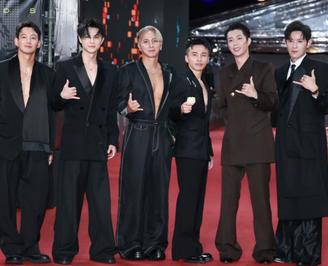 才說沒兵役問題　棒棒堂小杰涉閃兵遭拘提　阿緯道歉：會和大家一起共同面對 | 華視新聞